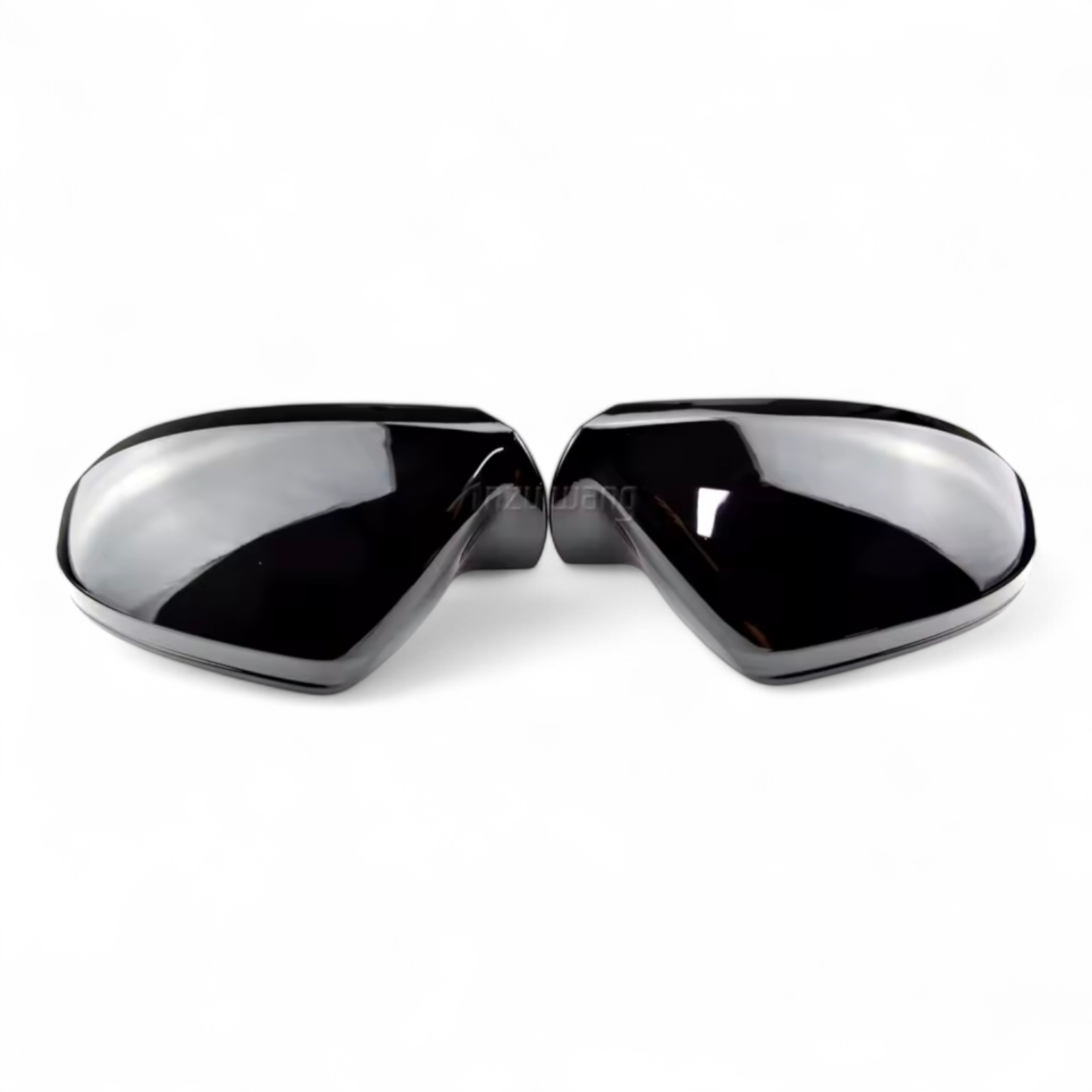 https://cdn.shopify.com/s/files/1/0565/4957/2747/files/Coques-de-retroviseurs-noires-brillantes-pour-Audi-A7-C7-2013-2018-4.png?v=1761592698