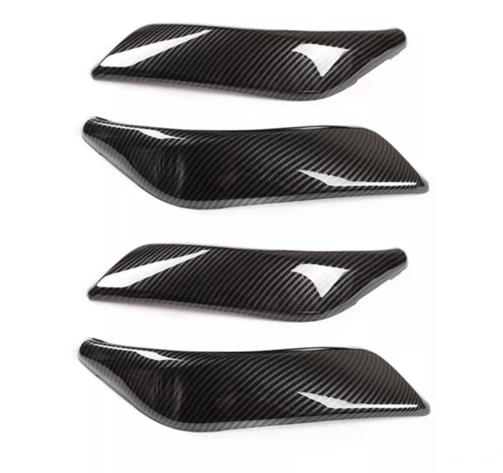 https://cdn.shopify.com/s/files/1/0565/4957/2747/products/Garnitures-Poignees-de-portes-interieures-carbone-pour-BMW-Serie-1-F20-2011-2019-4.png?v=1761576932