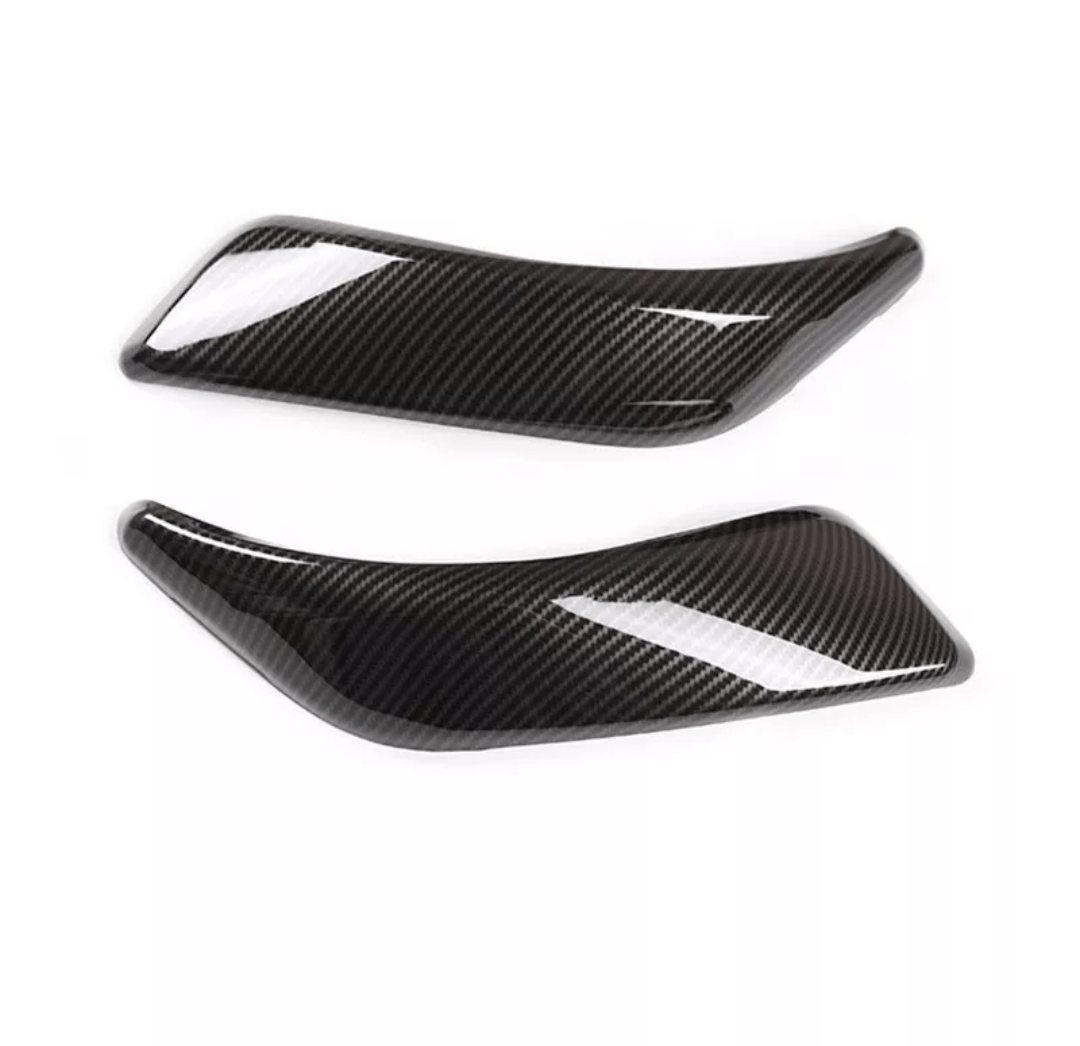 https://cdn.shopify.com/s/files/1/0565/4957/2747/products/Garnitures-Poignees-de-portes-interieures-carbone-pour-BMW-Serie-2-F22-2014-2021-2.png?v=1761576993