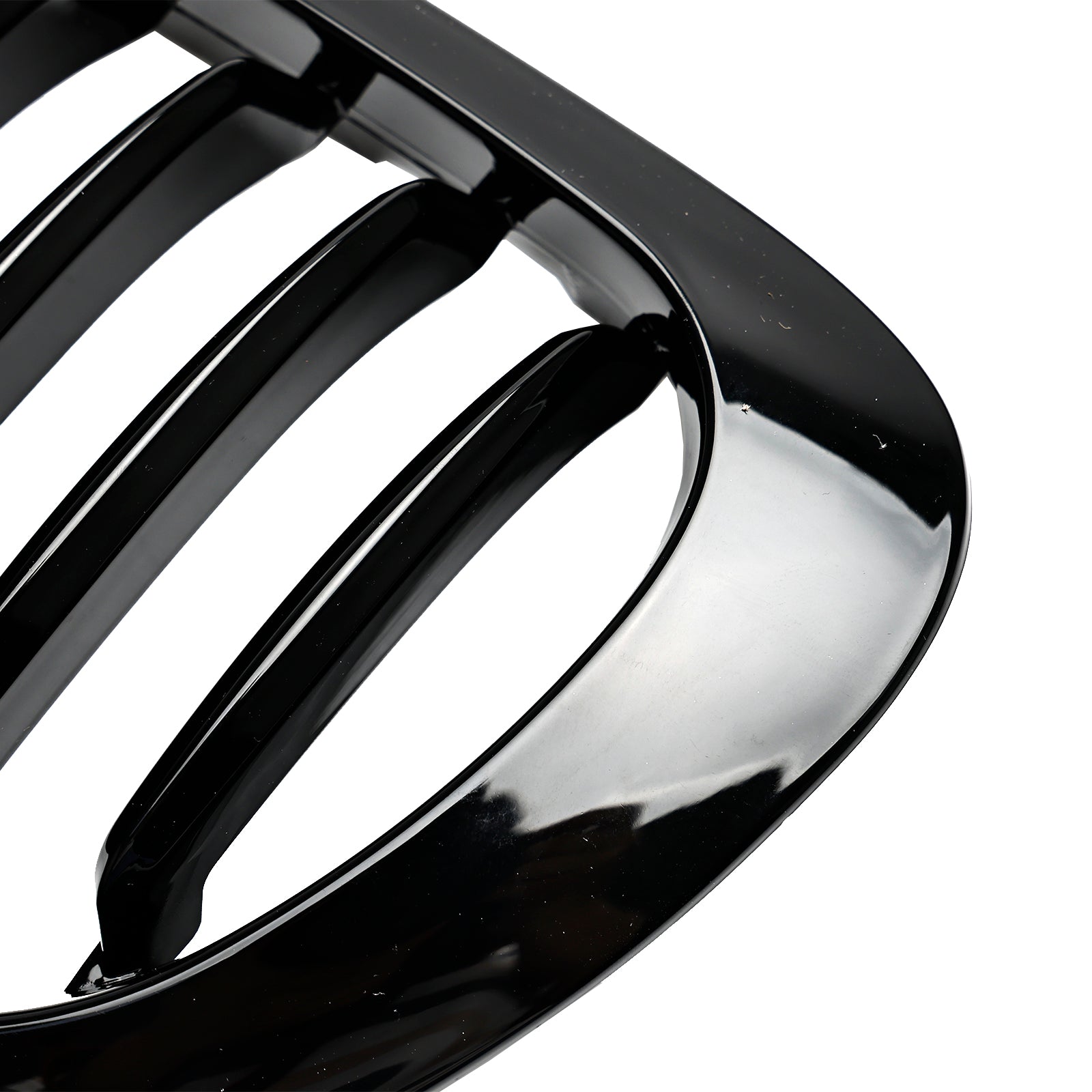 https://cdn.shopify.com/s/files/1/0712/0348/8028/files/Grille-007-Gloss-06.jpg?v=1687505774
