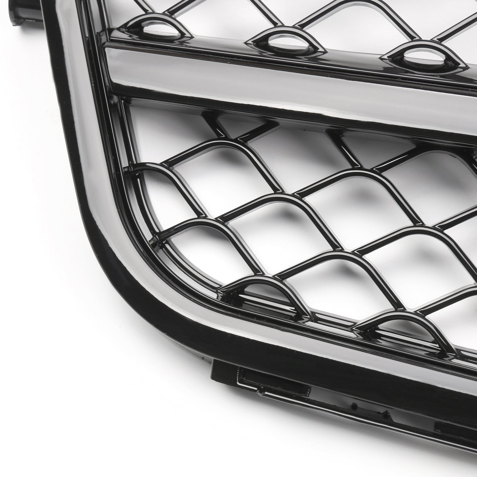 https://cdn.shopify.com/s/files/1/0712/0348/8028/files/Grille-204-Black-7_aa2c4b27-85e9-4336-be53-15ee29412df7.jpg?v=1766125863
