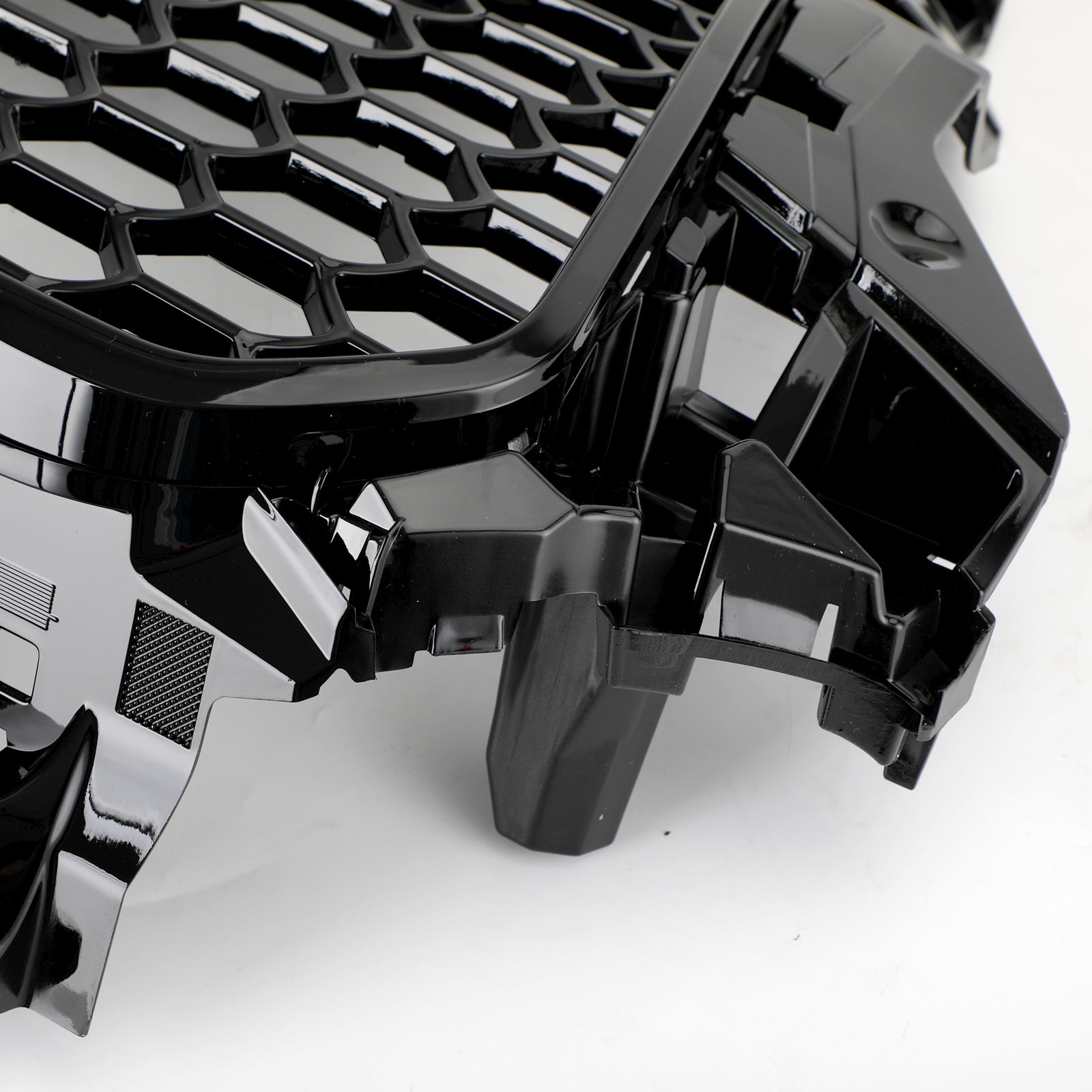 https://cdn.shopify.com/s/files/1/0712/0348/8028/files/Grille-465-B-12.jpg?v=1767082635