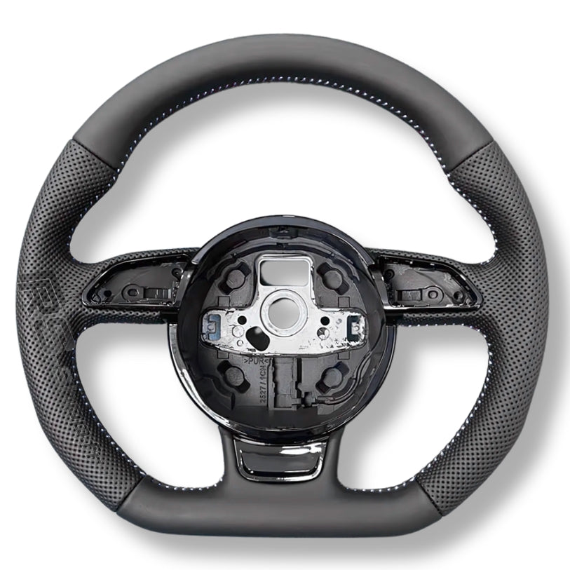 https://cdn.shopify.com/s/files/1/0727/0635/9572/files/Volant_audi_meplat_cuir_BLANC.jpg?v=1745700672