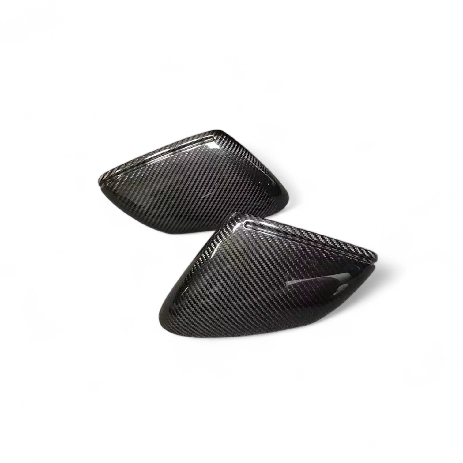 https://cdn.shopify.com/s/files/1/0565/4957/2747/files/coques_retroviseurs_fibre_de_carbone_pour_porsche_cayenne_panamera_911_macan_781_boxster_1.jpg?v=1763972994