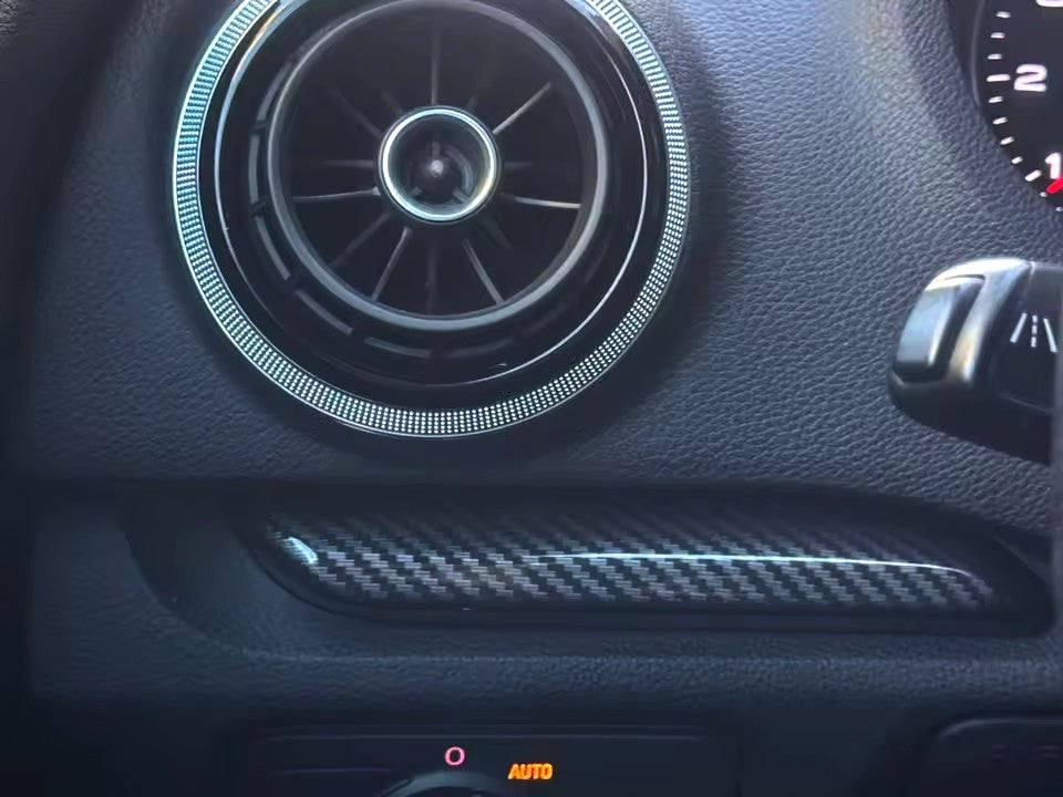 https://cdn.shopify.com/s/files/1/0565/4957/2747/files/garniture_carbone_audi_a3_8v-4.jpg?v=1764077151