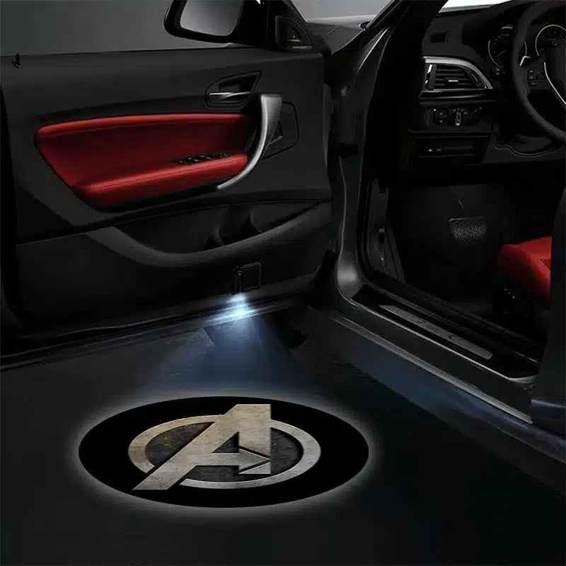 2X Projecteurs de Porte LED Marvel Avengers pour Voiture