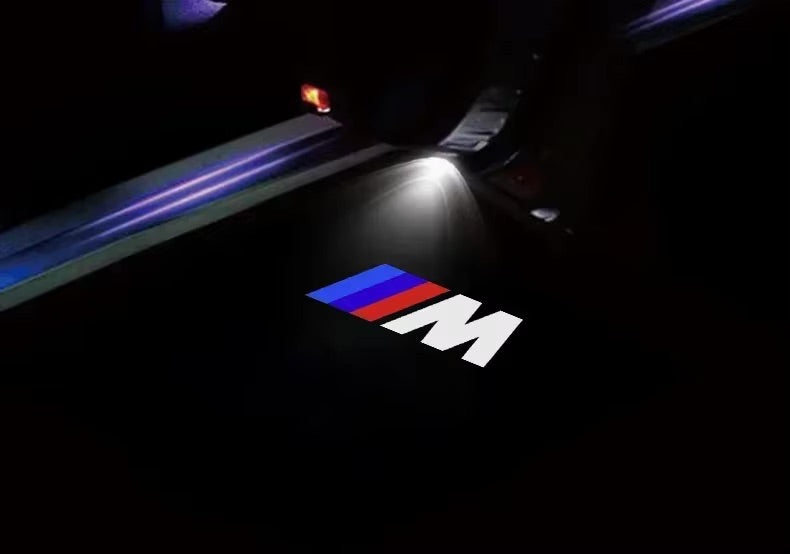 2x LEDs de Portes BMW M Série 1 F40, 3 - vue de face - Becquet Voiture