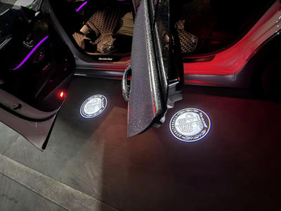 2x LEDs de Portes Logo Affalterbach AMG Mercedes - vue de profil - Becquet Voiture