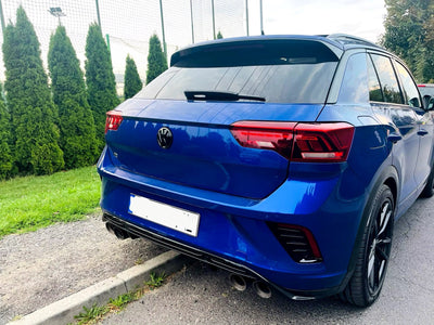 2x Logos Noir Brillant Volkswagen T-Roc (18-20) - vue de profil - Becquet Voiture