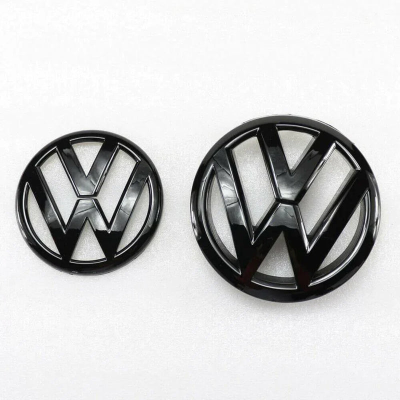 2x Logos VW Golf VI 6 Noir Brillant 2008-2013 - vue de face - Becquet Voiture