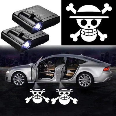 2X Lumières LED Pour Voiture Chapeau De Paille Pirates Logo - vue de face - Becquet Voiture