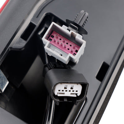 923-127 Troisième Feu Stop LED Ford Transit 150 250 350 - packshot studio - Becquet Voiture