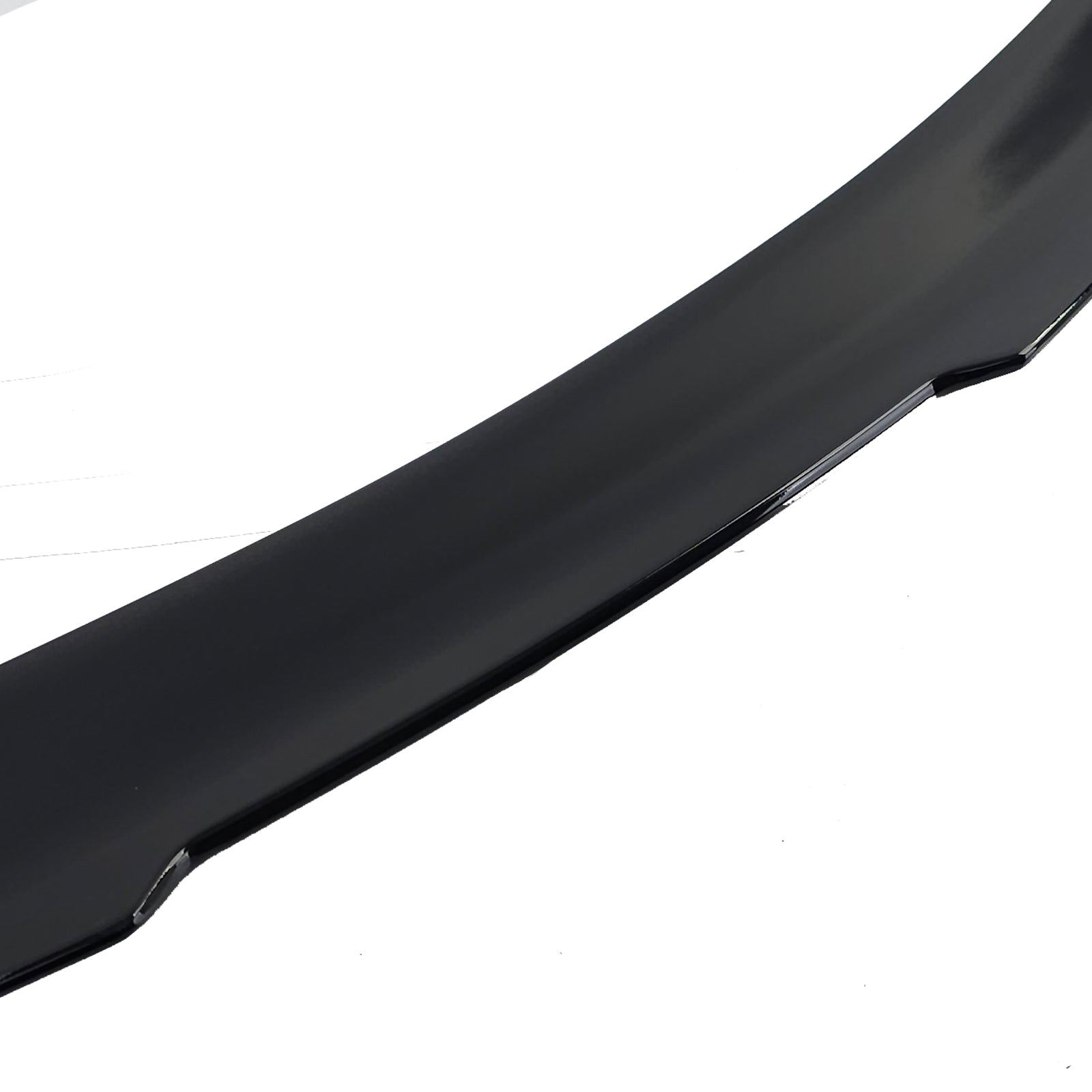 https://cdn.shopify.com/s/files/1/0565/4957/2747/files/Aileron-de-coffre-Becquet-type-M-Performance-pour-BMW-Serie-3-berline-E90-2006-a-2013-5.jpg?v=1761579942