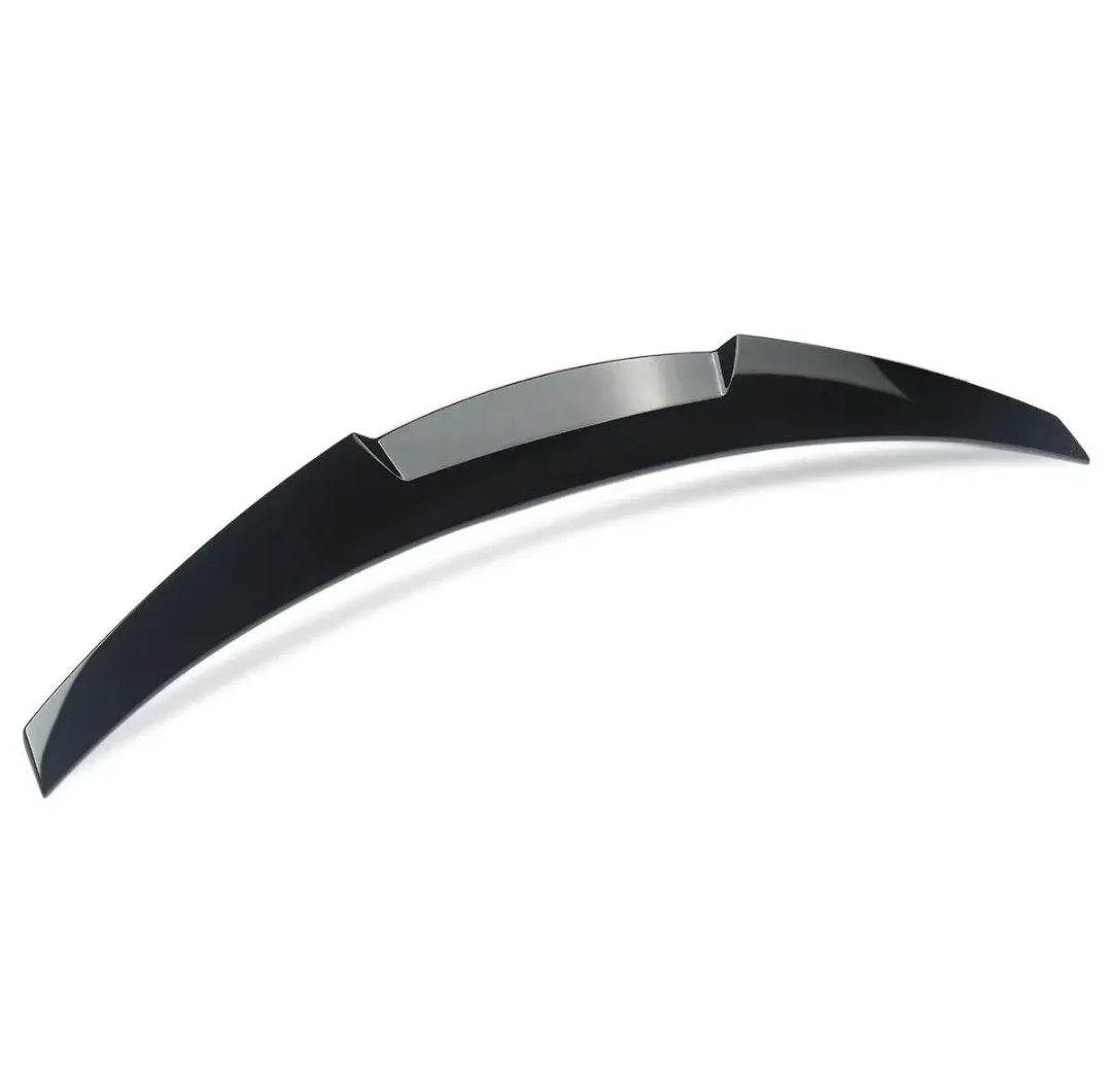 https://cdn.shopify.com/s/files/1/0565/4957/2747/files/Aileron-de-coffre-Becquet-type-M4-M-Performance-pour-BMW-Serie-3-Coupe-E92-et-Cabriolet-E93-2008-a-2013.png?v=1761579021