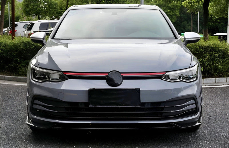 https://cdn.shopify.com/s/files/1/0565/4957/2747/files/Baguette-de-calandre-ROUGE-type-GOLF-GTI-pour-VW-GOLF-8.jpg?v=1761580210