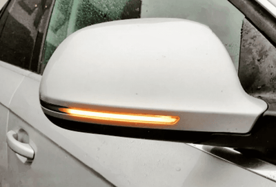 https://cdn.shopify.com/s/files/1/0565/4957/2747/products/Clignotants-de-retroviseurs-repetiteurs-dynamiques-LED-pour-AUDI-Q3-2012-2015-6.png?v=1761575015