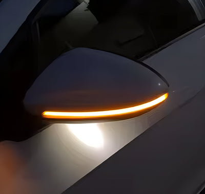 https://cdn.shopify.com/s/files/1/0565/4957/2747/files/Clignotants-repetiteurs-dynamiques-LED-de-retroviseurs-pour-VW-Golf-7-2012-2020-4.jpg?v=1761574889