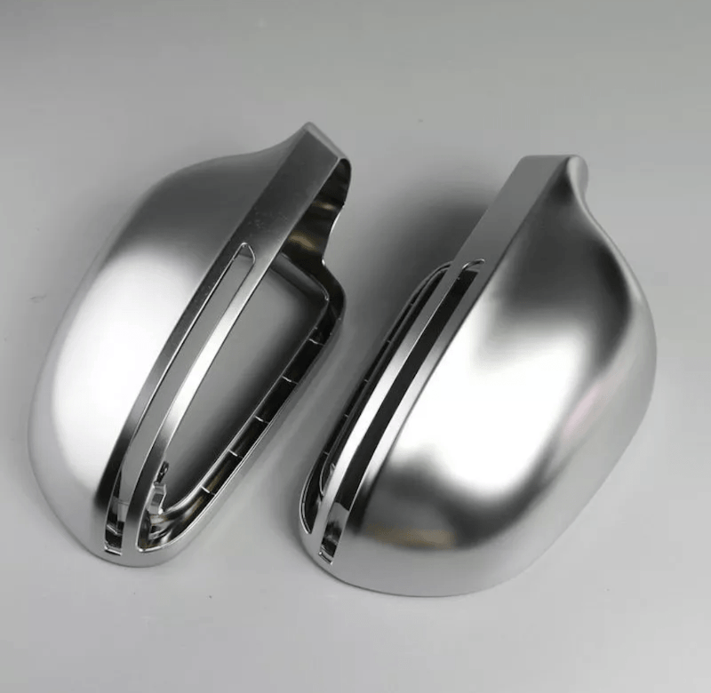 https://cdn.shopify.com/s/files/1/0565/4957/2747/products/Coques-de-retroviseurs-Argent-Mat-Chrome-pour-Audi-A5-B8-2007-2016.png?v=1761575391