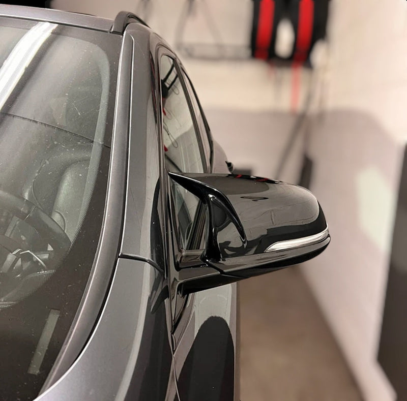 Coques rétroviseurs BMW Série 1 F40 noir brillant
