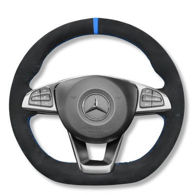 https://cdn.shopify.com/s/files/1/0727/0635/9572/files/CouvreVolantMercedesAMGW205Alcantarableu.jpg?v=1768169147