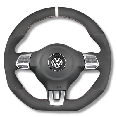 https://cdn.shopify.com/s/files/1/0727/0635/9572/files/Couvre_volant_GOLF_6_Alcantara_BLANC.jpg?v=1754213880
