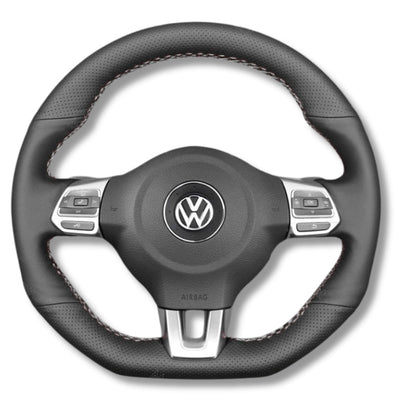https://cdn.shopify.com/s/files/1/0727/0635/9572/files/Couvre_volant_GOLF_6_CUIR_BLANC.jpg?v=1754213880
