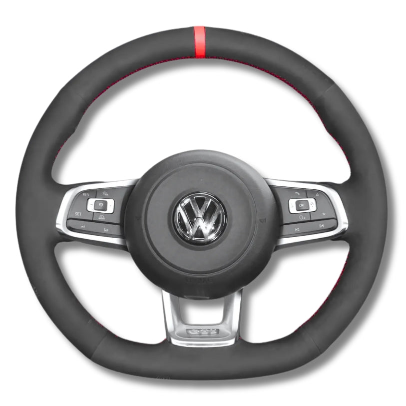 https://cdn.shopify.com/s/files/1/0727/0635/9572/files/Couvre_volant_GOLF_7_Alcantara_rouge.jpg?v=1754215653