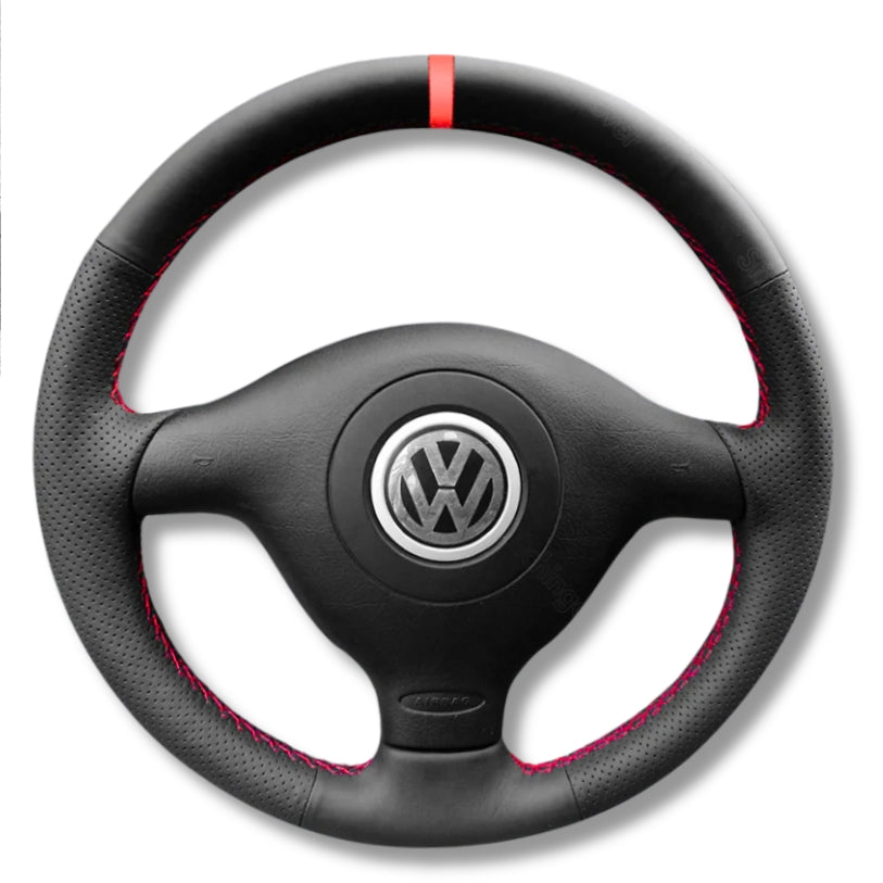 https://cdn.shopify.com/s/files/1/0727/0635/9572/files/CouvrevolantVWGOLF4Rouge.jpg?v=1754065449