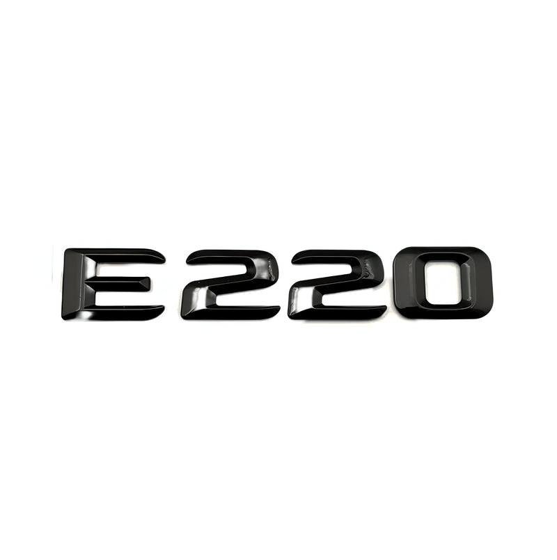 https://cdn.shopify.com/s/files/1/0565/4957/2747/files/Emblemes-de-coffres-noirs-logos-Mercedes-Classe-E.jpg?v=1761586549