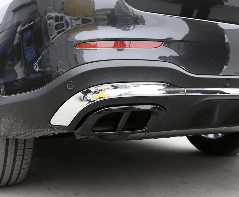 https://cdn.shopify.com/s/files/1/0565/4957/2747/files/Embouts-dEchappements-Performance-Noirs-pour-Mercedes-GLC-W253-C253-type-AMG-2015-2022.jpg?v=1761580100