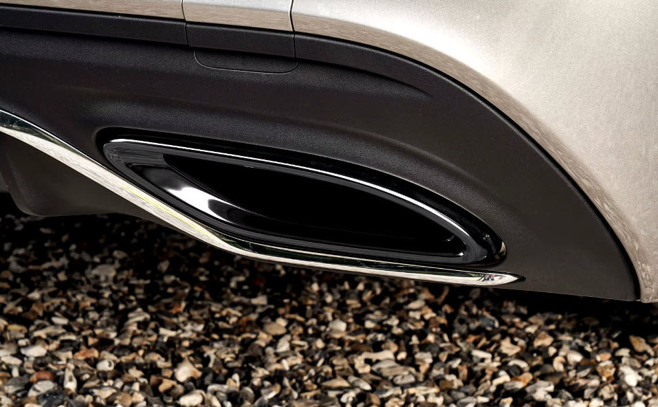https://cdn.shopify.com/s/files/1/0565/4957/2747/files/Embouts-dEchappements-Performance-Noirs-pour-Mercedes-GLC-W253-C253-type-AMG-2015-2022-7.jpg?v=1761580121