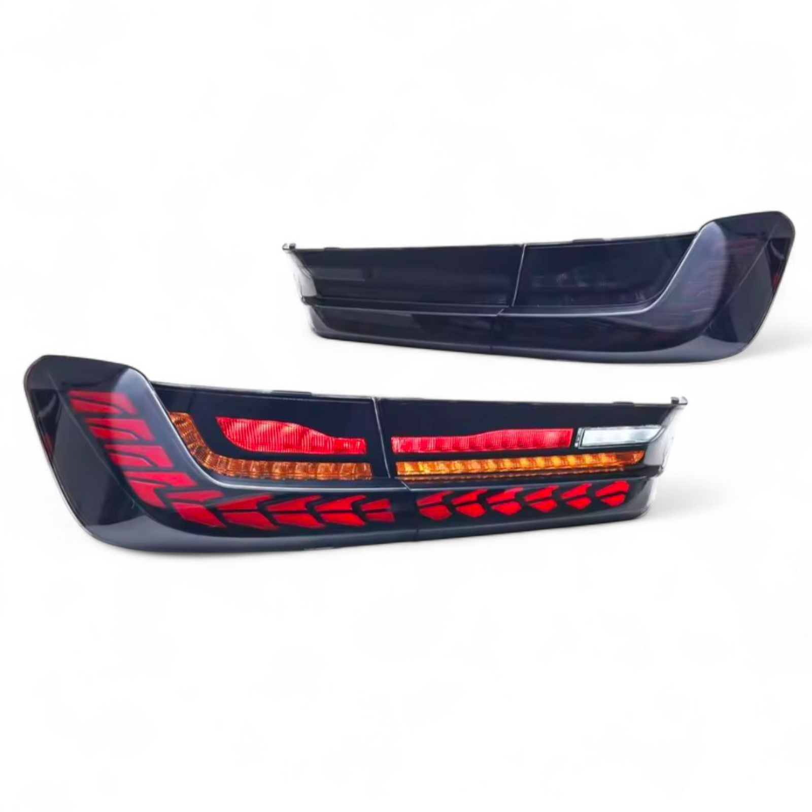 https://cdn.shopify.com/s/files/1/0565/4957/2747/files/Feux-Arrieres-Full-LED-pour-BMW-Serie-3-G20-M3-G80-2018-2024.png?v=1761603736