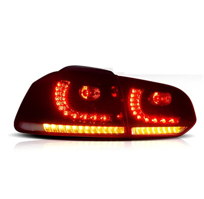 https://cdn.shopify.com/s/files/1/0565/4957/2747/files/Feux-arrieres-LED-pour-VW-Golf-6-2008-a-2012-2.jpg?v=1761603684