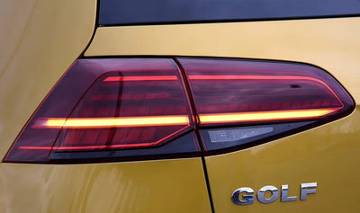 https://cdn.shopify.com/s/files/1/0565/4957/2747/files/Feux-arrieres-LED-pour-VW-Golf-7-2012-a-2020-3.jpg?v=1761603665