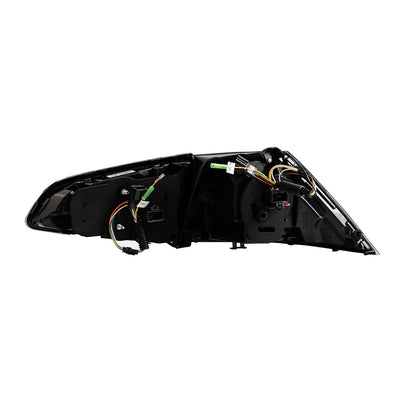 https://cdn.shopify.com/s/files/1/0565/4957/2747/files/Feux-arrieres-LED-pour-VW-Golf-7-2012-a-2020-7.jpg?v=1761603677
