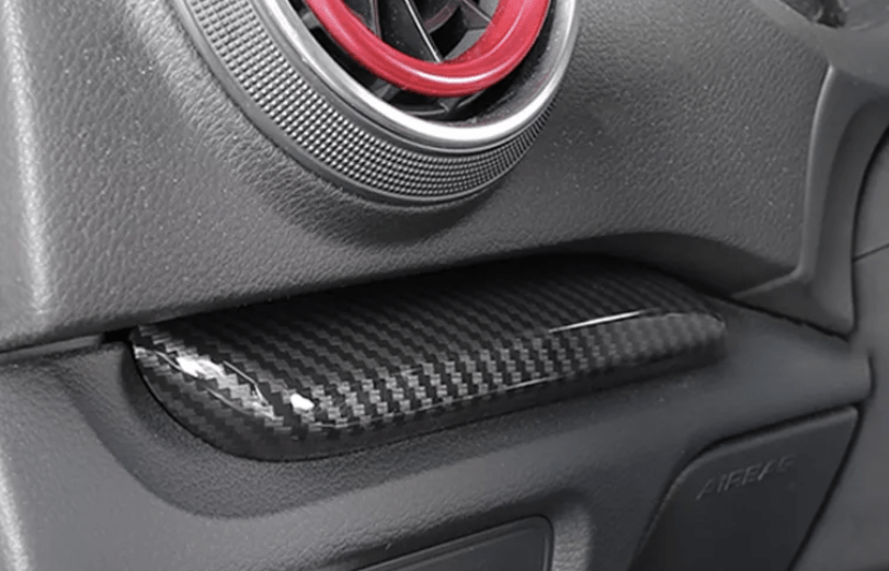 https://cdn.shopify.com/s/files/1/0565/4957/2747/products/Garniture-tableau-de-bord-type-carbone-pour-AUDI-A3-8V-2012-2020-2.png?v=1761576907