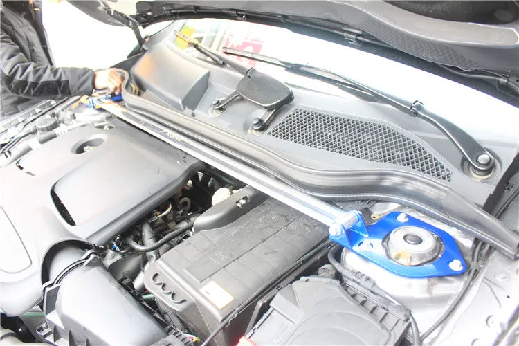 Barre Anti-Rapprochement Mercedes Classe A CLA GLA Aluminium