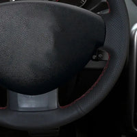 Couvre Volant Dacia Duster 2010-2016 Sandero Logan Simili Cuir Perforé à Coudre