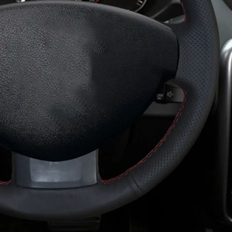 Couvre Volant Dacia Duster 2010-2016 Sandero Logan Simili Cuir Perforé à Coudre