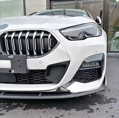https://cdn.shopify.com/s/files/1/0565/4957/2747/files/Lame-avant-splitter-pare-choc-pour-BMW-Serie-2-F44-2020-a-2024-10.jpg?v=1761579799