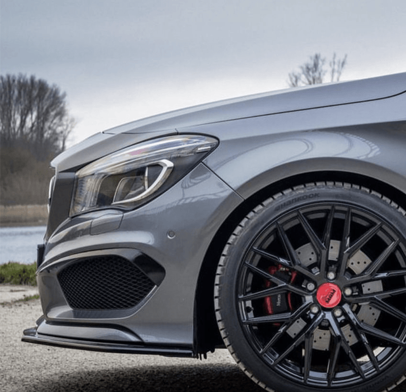 https://cdn.shopify.com/s/files/1/0565/4957/2747/files/Lame-avant-splitter-pare-choc-pour-Mercedes-CLA-C117-2012-2016.png?v=1761577992
