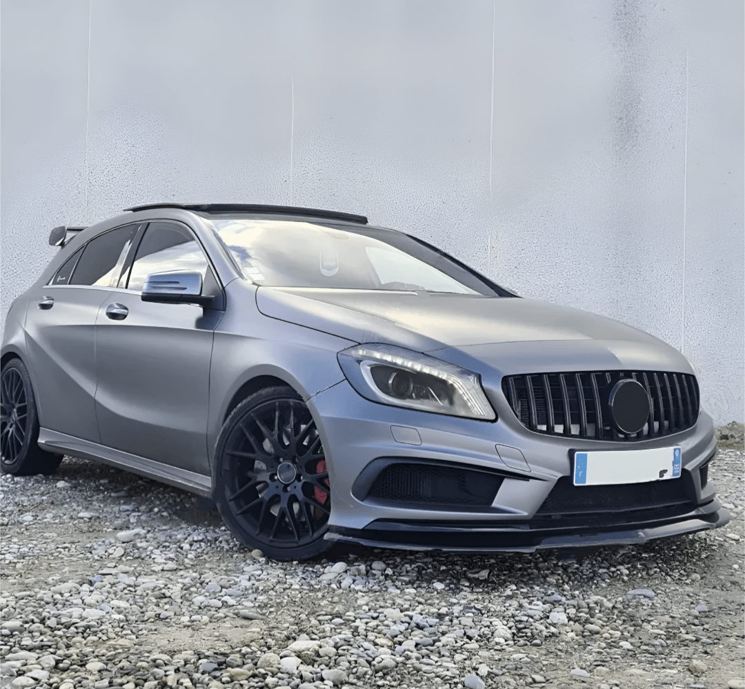 https://cdn.shopify.com/s/files/1/0565/4957/2747/files/Lame-avant-splitter-pare-choc-pour-Mercedes-Classe-A-W176-2012-a-2018.png?v=1761579154