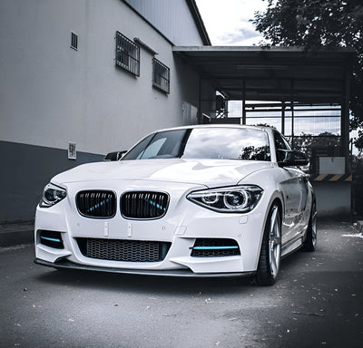 https://cdn.shopify.com/s/files/1/0565/4957/2747/files/Lame-avant-splitter-pare-choc-type-M-Performance-pour-BMW-Serie-1-F20-2012-a-2019-5_1_d11b06e0-9945-400e-96a9-ac6dcb10c547.jpg?v=1765963337