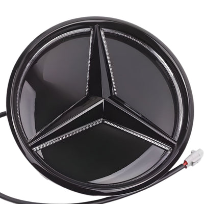 https://cdn.shopify.com/s/files/1/0727/0635/9572/files/Logo_Mercedes_Noir_Calandre_LED_1.jpg?v=1769336633