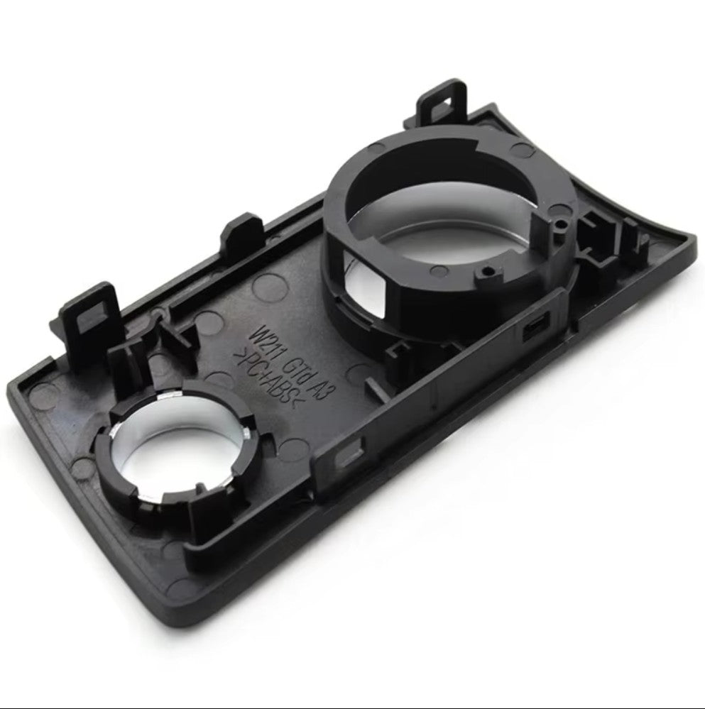 https://cdn.shopify.com/s/files/1/0565/4957/2747/files/Platine_tableau_de_bord_interrupteur_phares_mercedes_classe_c_w203-11.jpg?v=1769513004