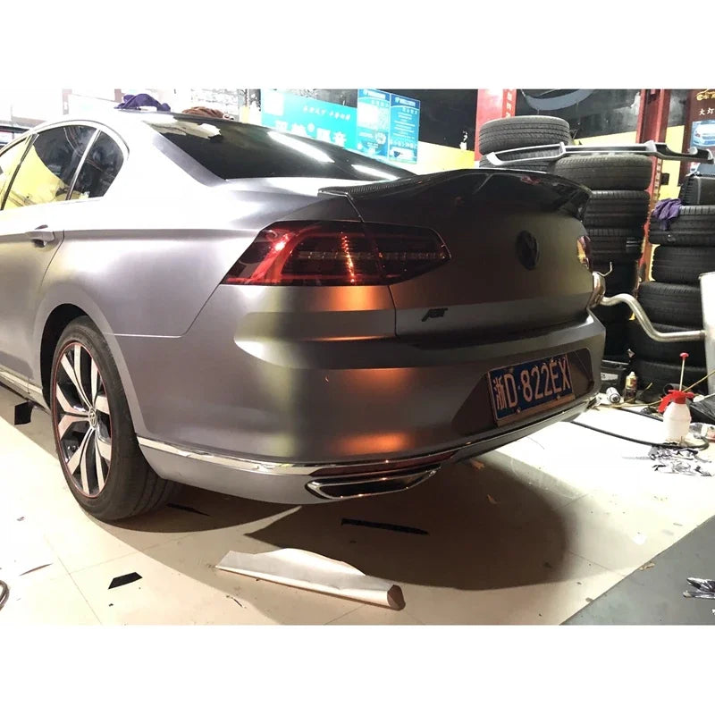 Becquet Volkswagen Passat B8 Berline en Carbone Véritable, Aileron de Coffre Relevé