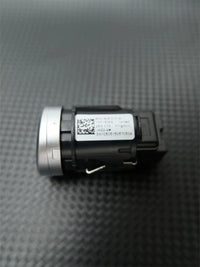 Bouton de Démarrage Sans Clé Audi A6 Q5 Q3 A7 4G1905217 — gros plan
