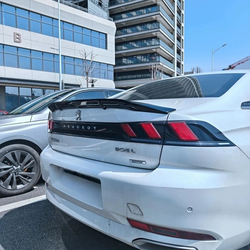 Becquet Peugeot 508 et 508L 2019-2025, Lèvre de Coffre ABS Noir, Blanc, Rouge, Aspect Carbone ou à Peindre