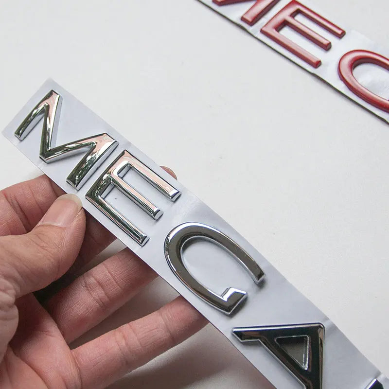 Logo Renault Mégane, Lettres de Coffre 3D 23,5 cm Rouge, Noir, Chrome ou Or, Mégane 1, 2, 3, 4 et RS