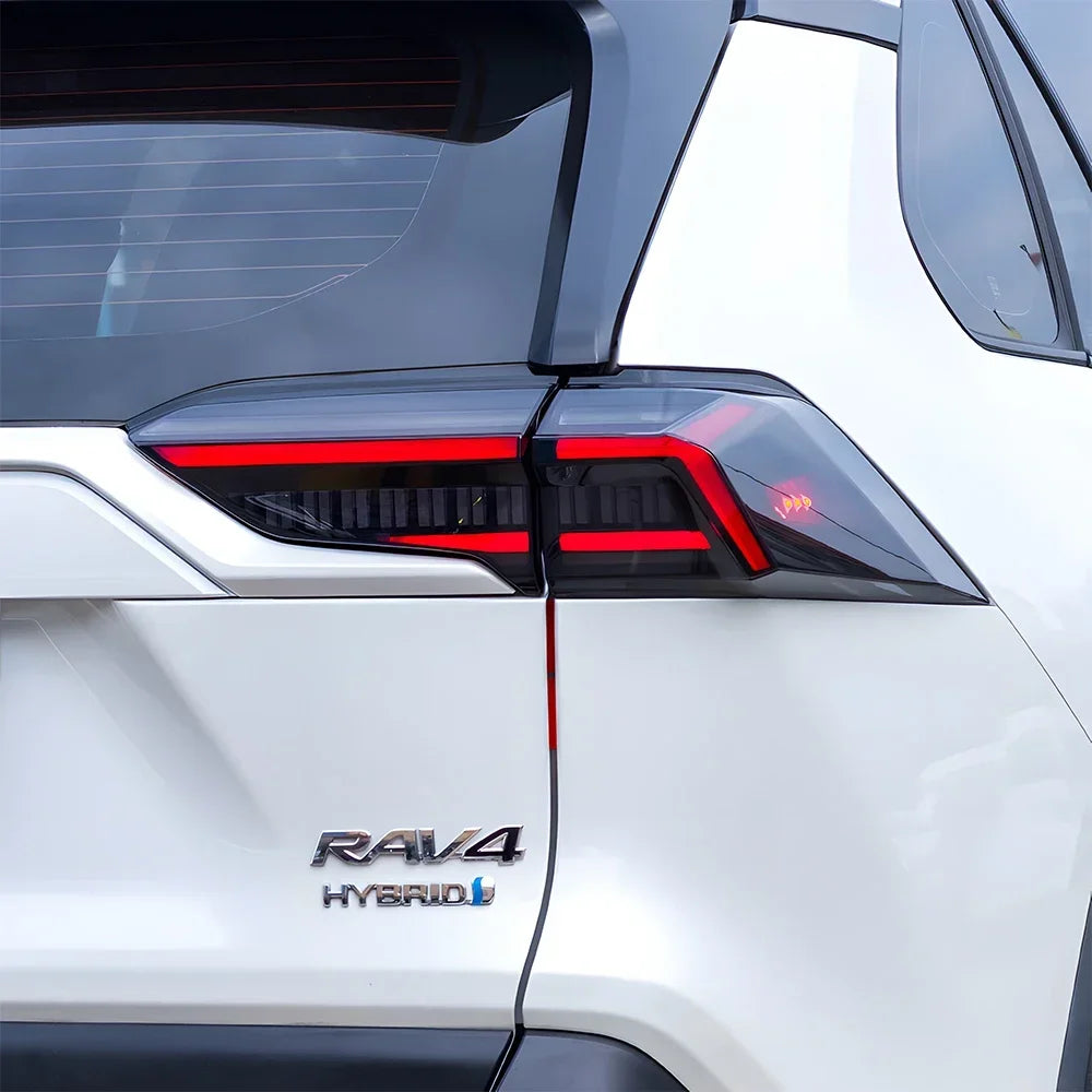 Feux Arrière LED Toyota RAV4 2020-2023 Style Arête